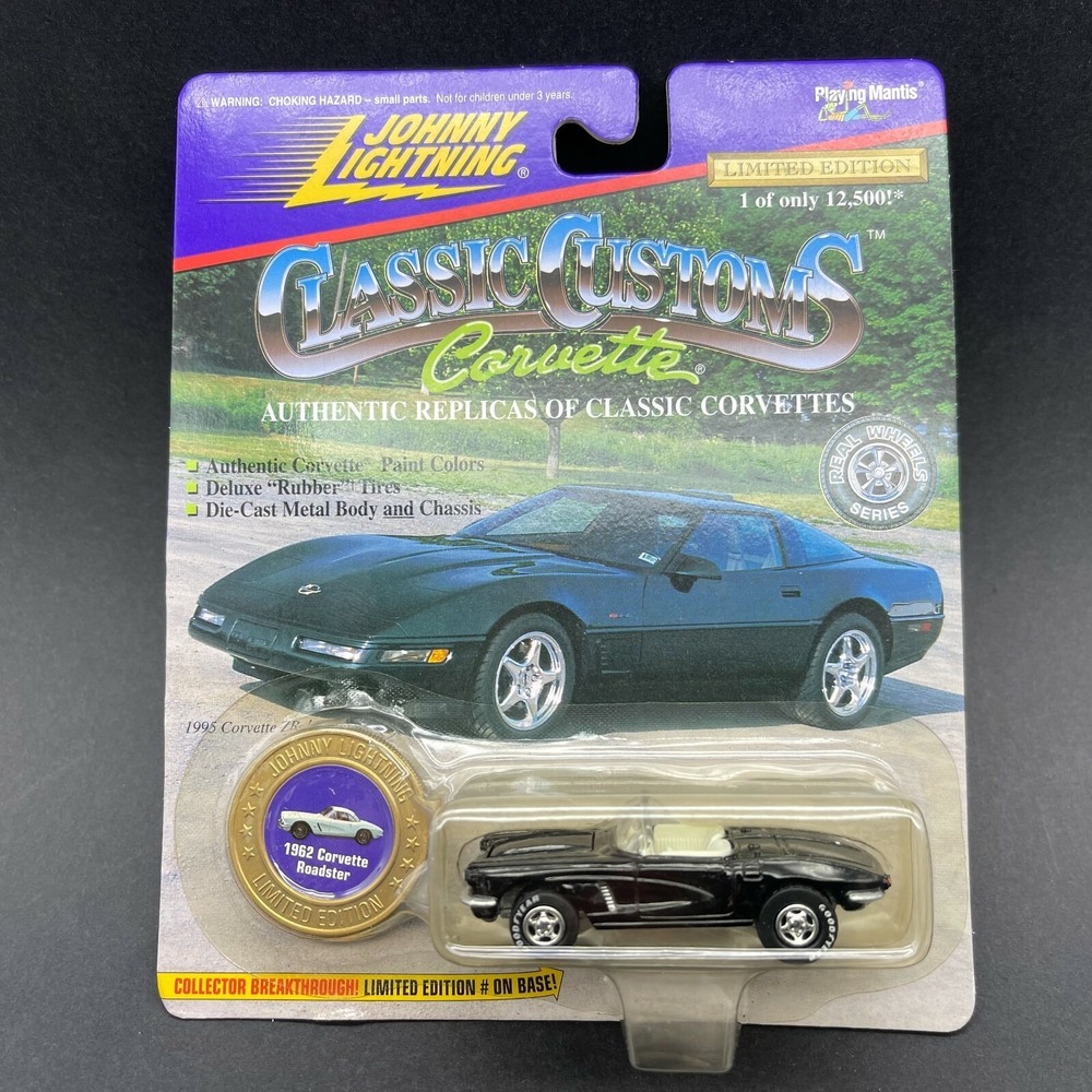 Johnny Lightning Classic 1962 '62 Chevrolet Chevy Corvette Roadster Black 1/64